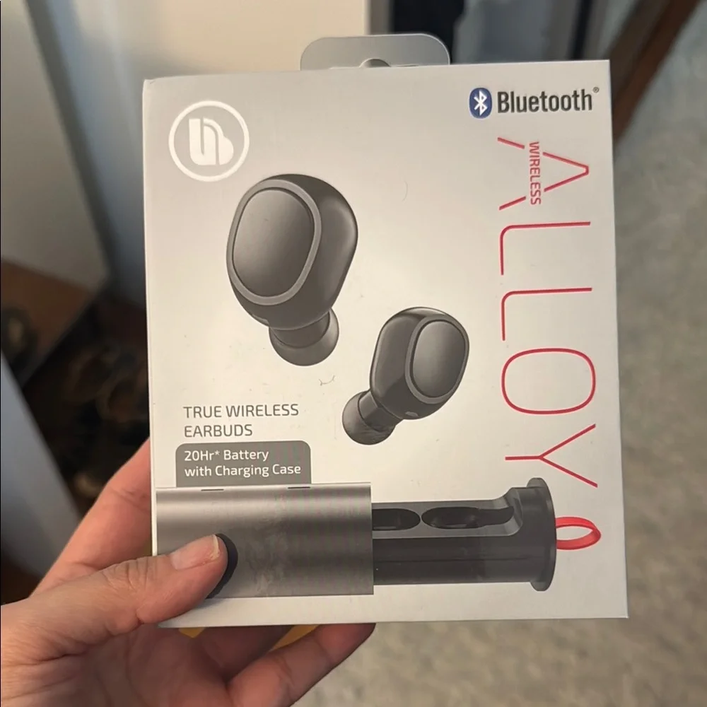 ALLOY Black Wireless Headset with Ergonomic Design
